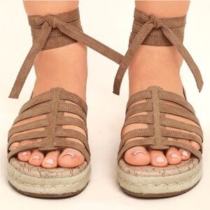 Circus by Sam Edelman women’s espadrille lace up sandal